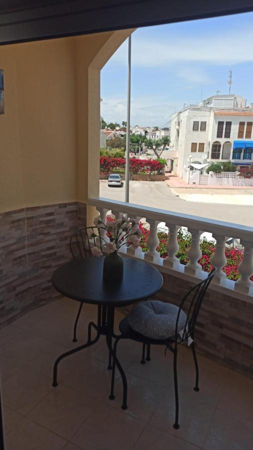 Torrevieja 2 Bedroom Holiday Apartment Exterior photo